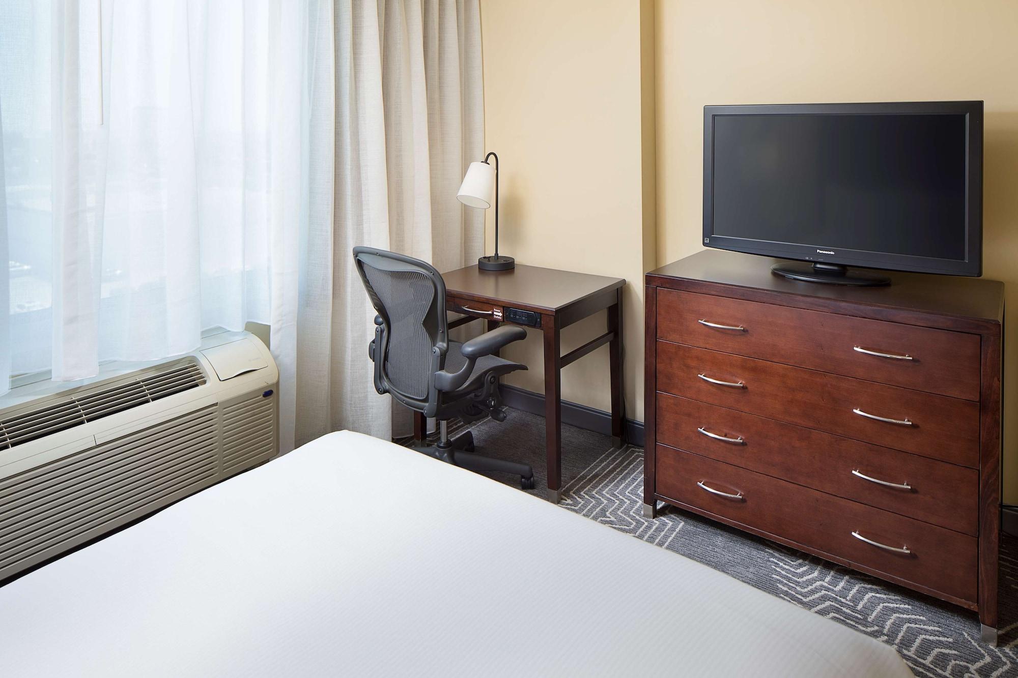 Doubletree By Hilton Los Angeles/Commerce Eksteriør bilde